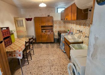 Cucina - Casa semi indipendente Via Marsala
 
12, Mistretta - foto 9