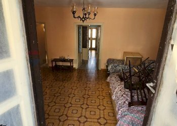 Hall / corridoio - Casa semi indipendente Via Marsala
 
12, Mistretta - foto 23