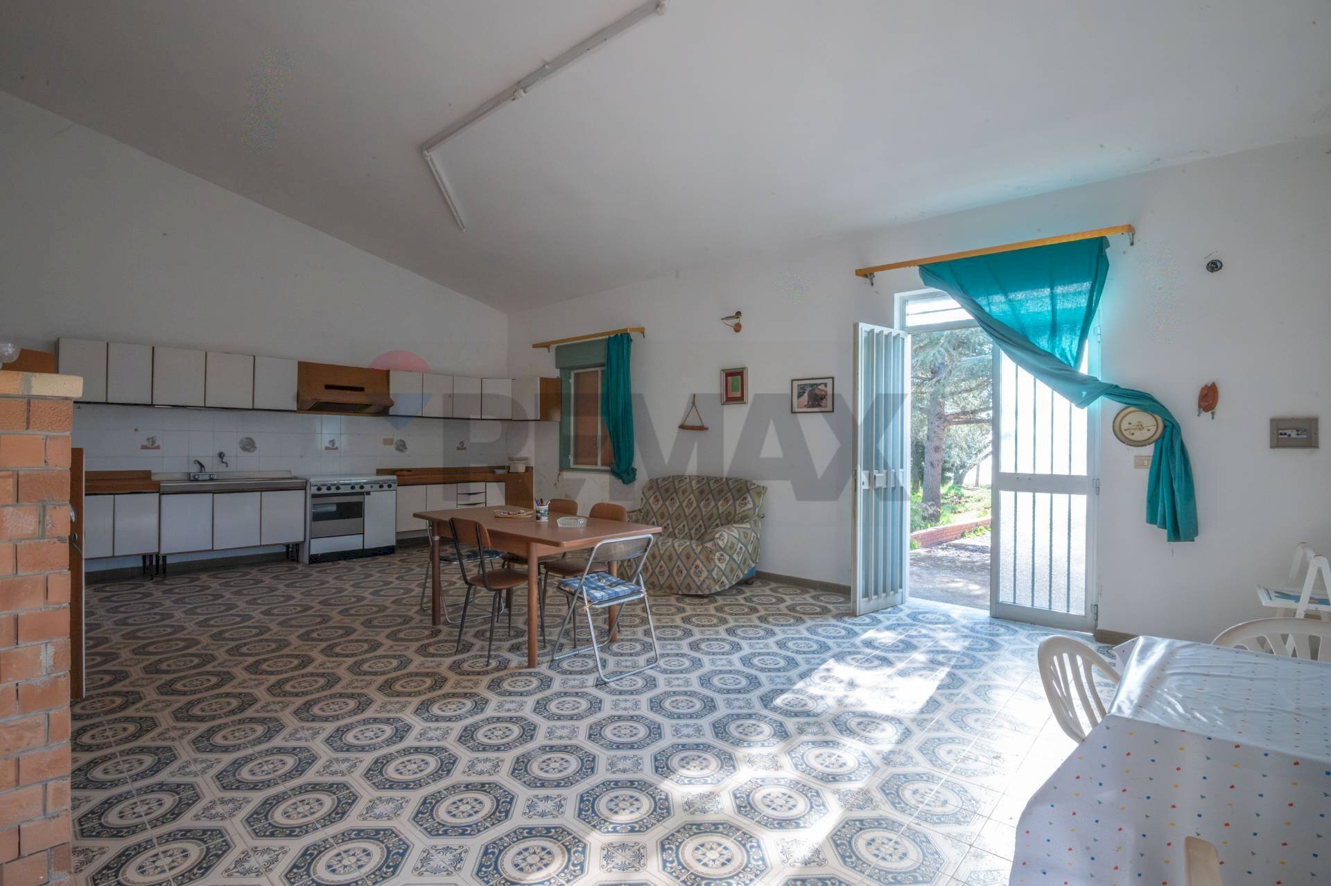 Sala da pranzo - Villa c.da piano stella, Caltagirone - foto 3