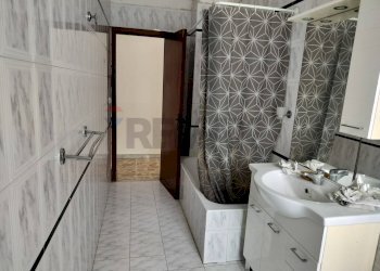 Bagno - Appartamento Via Paolo Orsi
 
7, Gravina di Catania - foto 12