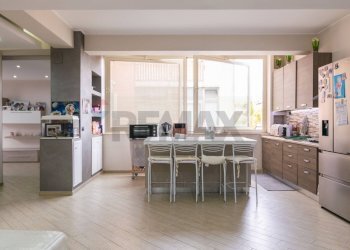 Cucina - Four-room apartment Via Camillo Barbagallo
 
48, Aci Sant'Antonio - photo 13