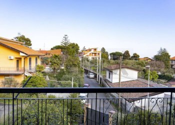 Balcone - Casa semi indipendente Via Etnea
 
570, Tremestieri Etneo - foto 15