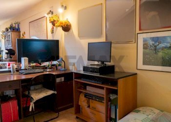 Ufficio - Casa semi indipendente Via Etnea
 
570, Tremestieri Etneo - foto 41