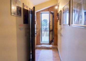 Hall / corridoio - Casa semi indipendente Via Etnea
 
570, Tremestieri Etneo - foto 45