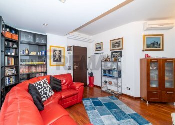 Soggiorno - Bilocale Via Giuseppe Mazzini
 
21, Gravina di Catania - foto 1