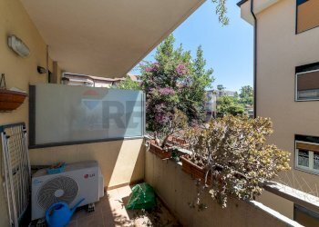 Balcone - Bilocale Via Giuseppe Mazzini
 
21, Gravina di Catania - foto 9