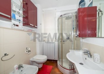 Bagno - Bilocale Via Giuseppe Mazzini
 
21, Gravina di Catania - foto 12