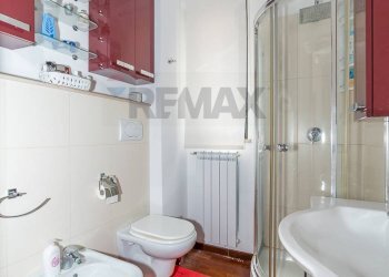 Bagno - Bilocale Via Giuseppe Mazzini
 
21, Gravina di Catania - foto 13