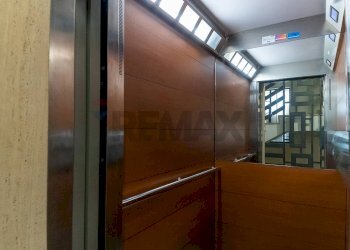 Ricezione / Lobby - Bilocale Via Giuseppe Mazzini
 
21, Gravina di Catania - foto 22