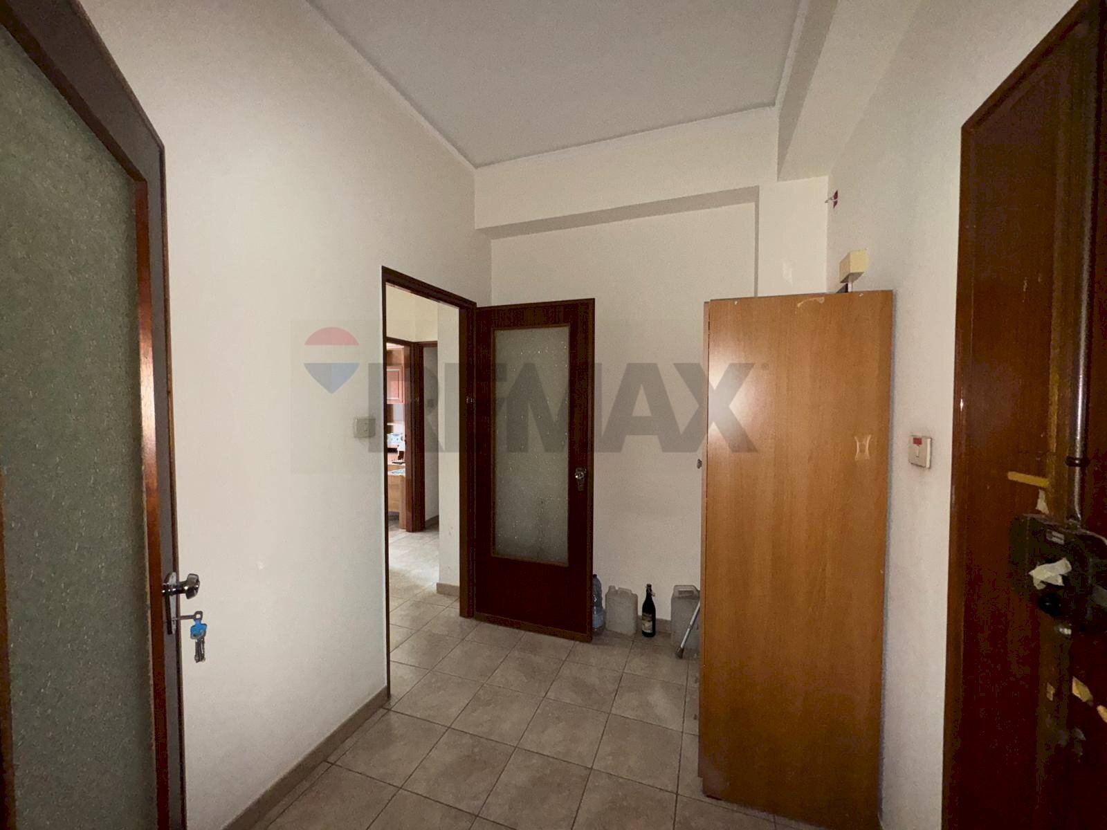 Hall / corridoio - Appartamento Via Dalmazia
143, Leonforte - foto 3