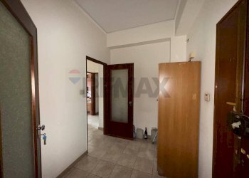 Hall / corridoio - Appartamento Via Dalmazia
 
143, Leonforte - foto 3