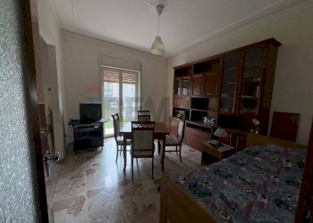 Sala da pranzo - Appartamento Via Dalmazia
 
143, Leonforte - foto 7