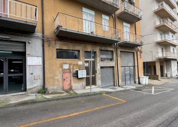 Edificio all\'aperto - Appartamento Via Dalmazia
 
143, Leonforte - foto 26