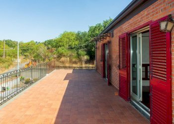 Terrazza - Casa semi indipendente Via L' Aquila
 
6, Mascalucia - foto 25