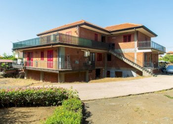 Casa all\'aperto - Casa semi indipendente Via L' Aquila
 
6, Mascalucia - foto 31