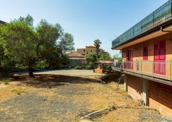 Giardino - Casa semi indipendente Via L' Aquila
 
6, Mascalucia - foto 32