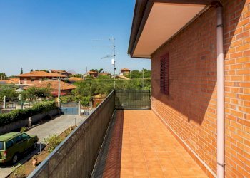 Balcone - Casa semi indipendente Via L' Aquila
 
6, Mascalucia - foto 42