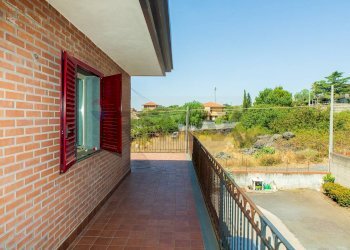 Balcone - Casa semi indipendente Via L' Aquila
 
6, Mascalucia - foto 46