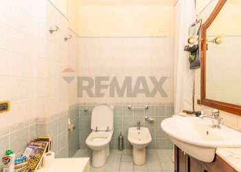 Bagno - Villa Bifamiliare Via Carlo Cattaneo
 
119, Francofonte - foto 23