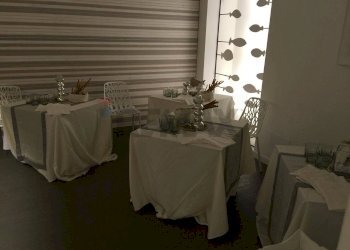 Camera / camera da letto - Attività Commerciale Piazza Castello
 
17/18, Aci Castello - foto 6