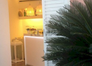 Camera / camera da letto - Attività Commerciale Piazza Castello
 
17/18, Aci Castello - foto 10