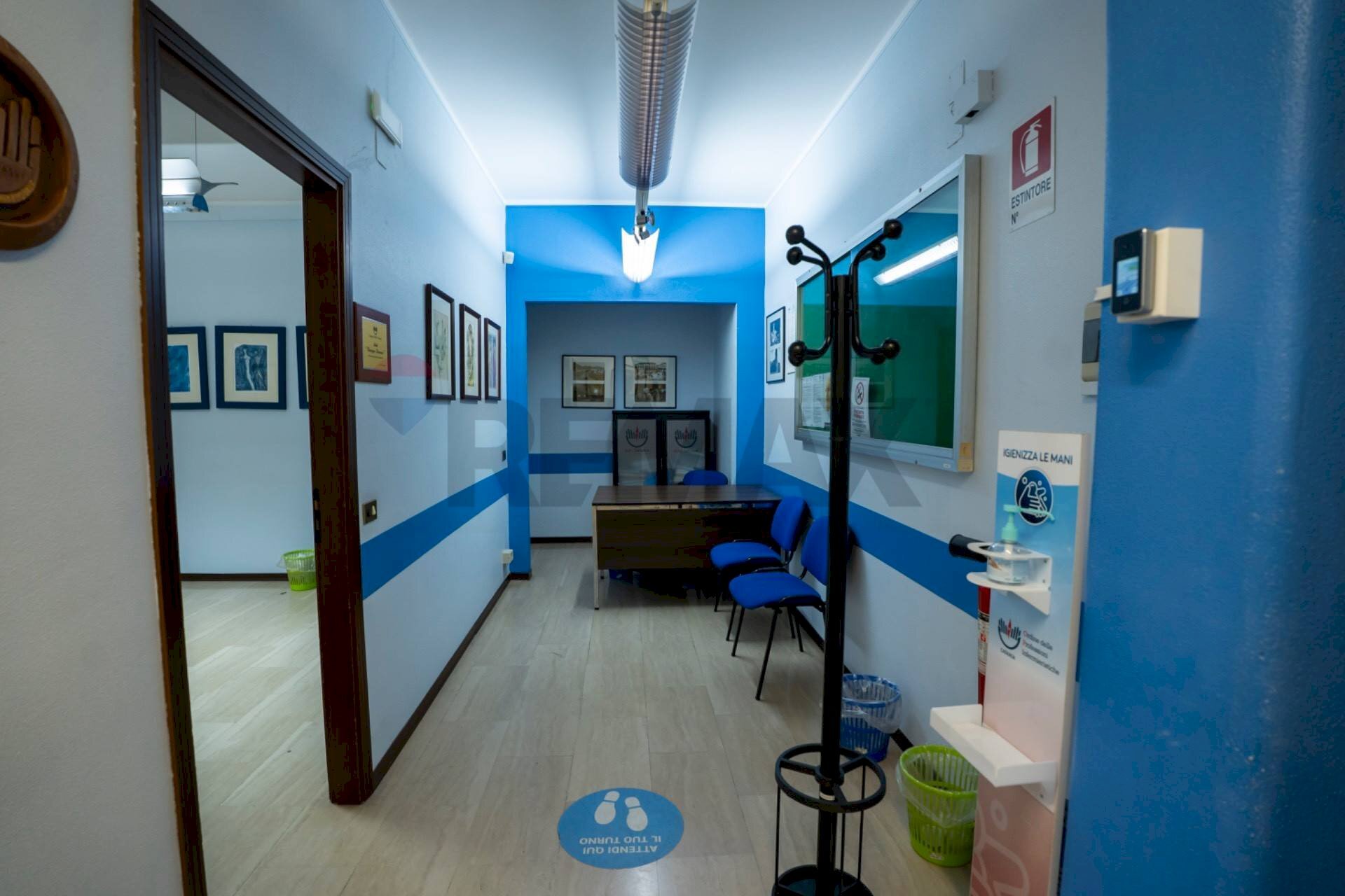 Hall / corridoio - Quadrilocale via locatelli
 
13 d, Catania - foto 2