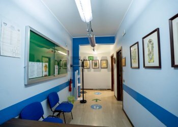 Hall / corridoio - Quadrilocale via locatelli
 
13 d, Catania - foto 3