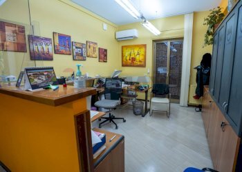 Ufficio - Quadrilocale via locatelli
 
13 d, Catania - foto 6