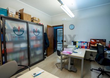 Ufficio - Quadrilocale via locatelli
 
13 d, Catania - foto 21