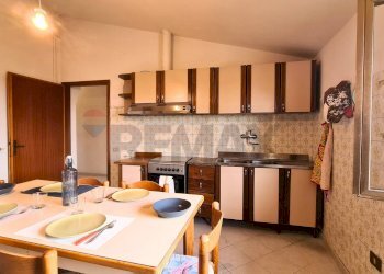 Cucina  pranzo - Three-room apartment VIA DELLA LIBERTA
 
63, Cerreto Guidi - photo 21