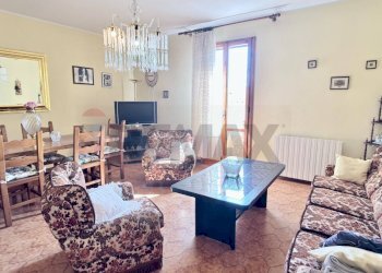 Sala da pranzo - Casa indipendente Via della Costa
 
23, Santa Maria a Monte - foto 25