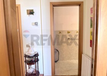 Hall / corridoio - Casa indipendente Via della Costa
 
23, Santa Maria a Monte - foto 30