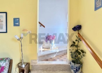 Scale - Casa indipendente Via della Costa
 
23, Santa Maria a Monte - foto 33