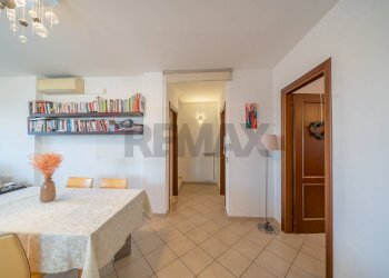 Sala da pranzo - Semi-detached house VIA QUARTARELLA
 
11A, Riano - photo 19