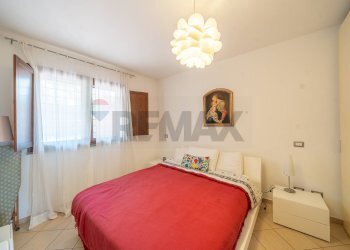 Camera / camera da letto - Semi-detached house VIA QUARTARELLA
 
11A, Riano - photo 32