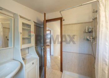 Bagno - Semi-detached house VIA QUARTARELLA
 
11A, Riano - photo 38
