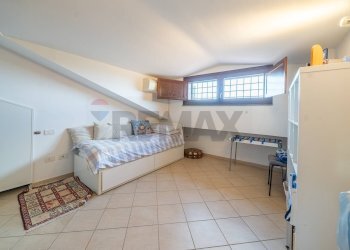 Camera / camera da letto - Semi-detached house VIA QUARTARELLA
 
11A, Riano - photo 47