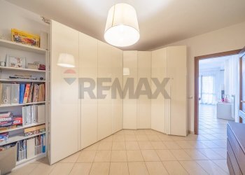 Stanza vuota - Semi-detached house VIA QUARTARELLA
 
11A, Riano - photo 62