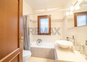 Bagno - Semi-detached house VIA QUARTARELLA
 
11A, Riano - photo 64