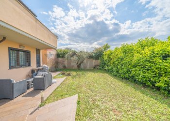 Giardino - Semi-detached house VIA QUARTARELLA
 
11A, Riano - photo 67