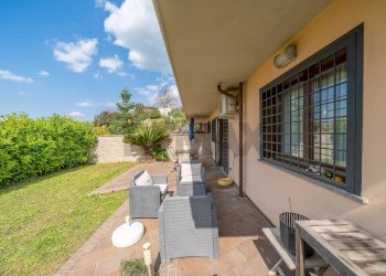 Terrazza - Semi-detached house VIA QUARTARELLA
 
11A, Riano - photo 71