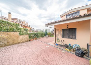 Terrazza - Semi-detached house VIA QUARTARELLA
 
11A, Riano - photo 77