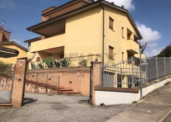 Casa all\'aperto - Three-room apartment Via Del Sodo
 
13, Magione - photo 1