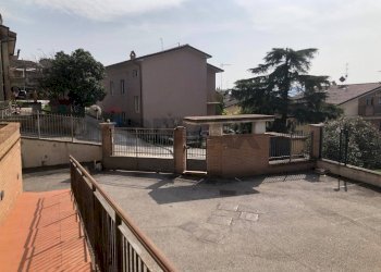 Terrazza - Three-room apartment Via Del Sodo
 
13, Magione - photo 5