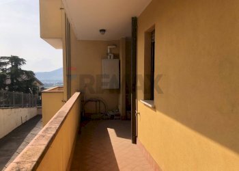 Balcone - Three-room apartment Via Del Sodo
 
13, Magione - photo 23