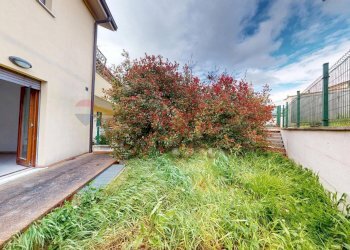 Giardino - Three-room apartment Via Del Sodo
 
13, Magione - photo 8