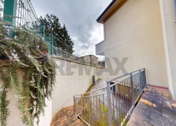 Balcone - Three-room apartment Via Del Sodo
 
13, Magione - photo 15