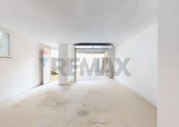 Parcheggio - Three-room apartment Via Del Sodo
 
13, Magione - photo 32