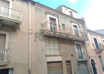 Edificio all\'aperto - Castello Via Mario Rapisardi
 
54, Ragusa - foto 62