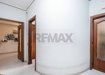 Hall / corridoio - Casa semi indipendente Via Etnea
 
423, Gravina di Catania - foto 13
